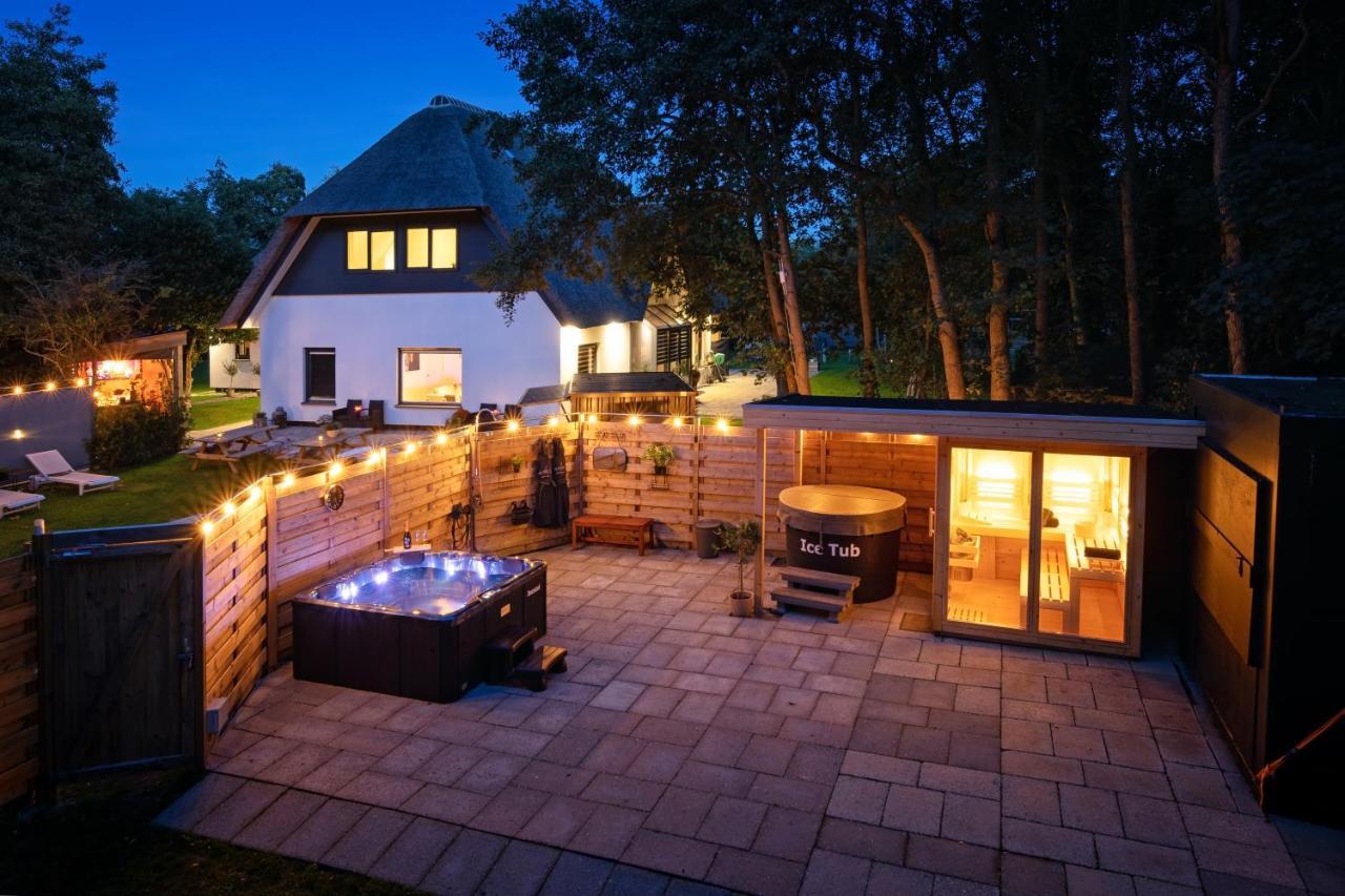 Villa The Island Life Texel Met Jacuzzi De Koog  Esterno foto